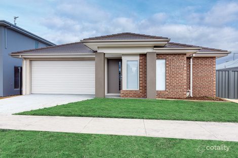 9 Hutchinson Dr, Lucas, VIC 3350