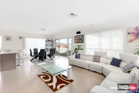 Property photo of 1 Crepe Myrtle Close Harkness VIC 3337