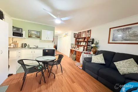 Property photo of 8/3 Snedden Street Bethania QLD 4205