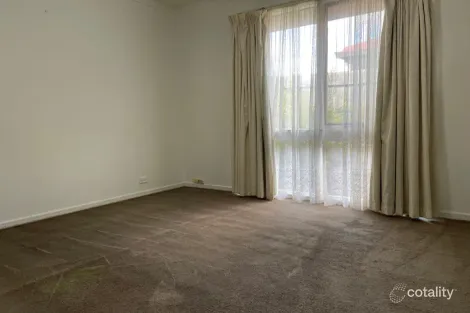 Property photo of 7 Conifer Close Mill Park VIC 3082