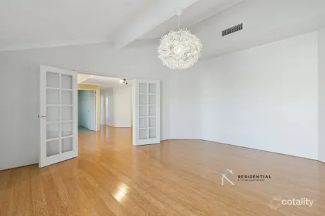 Property photo of 1 Brearley Mews Hillarys WA 6025