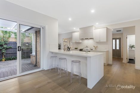 Property photo of 17 Margaretta Avenue Murrumbeena VIC 3163