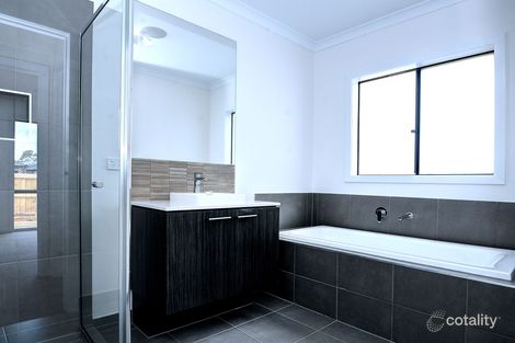 Property photo of 9 Teal Avenue Carrum Downs VIC 3201