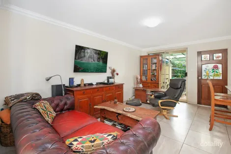 Property photo of 28/28 Macpherson Street Warriewood NSW 2102
