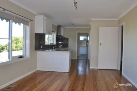 Property photo of 16 Macquarie Street West Bathurst NSW 2795