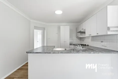 Property photo of 335B Thirlmere Way Thirlmere NSW 2572