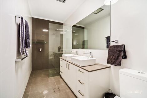 Property photo of 2 Lorraine Avenue Manningham SA 5086