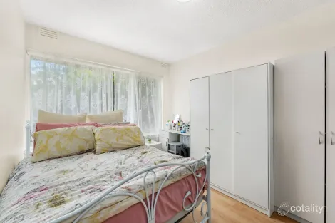 Property photo of 1/2 Stenhouse Avenue Brooklyn VIC 3012