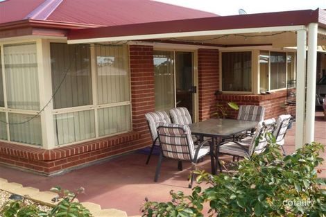 Property photo of 35 Evelyn Sturt Drive Willunga SA 5172