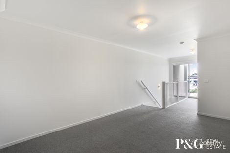Property photo of 9 Daphne Walk Clyde VIC 3978