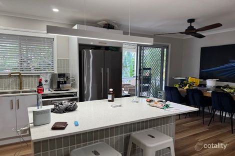 Property photo of 2 Byron Street Scarness QLD 4655