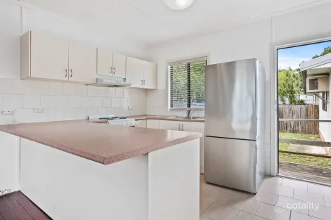 44 Christine Ave, Miami, QLD 4220