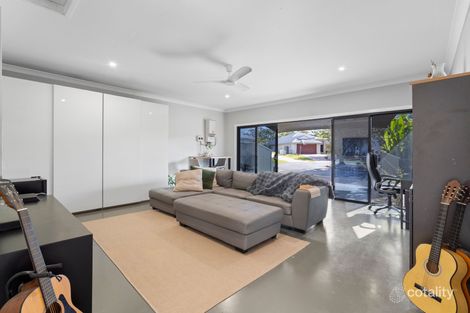 Property photo of 10 Yantara Close Ormeau QLD 4208