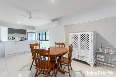 18 Spoonbill Cl, Mossman, QLD 4873