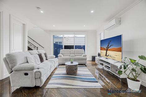 Property photo of 2/47 Surrey Road Mount Waverley VIC 3149