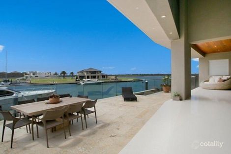 43 Parklane Tce, Paradise Point, QLD 4216