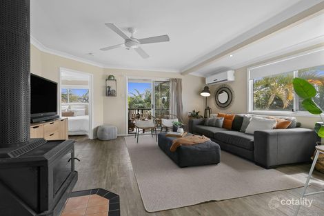 Property photo of 37 Dawn Parade Miami QLD 4220