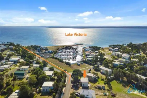 12 Marina Dr, Loch Sport, VIC 3851