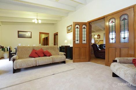 Property photo of 95 Landscape Drive Mooroolbark VIC 3138
