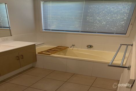 Property photo of 6 Jardine Crescent Boyne Island QLD 4680