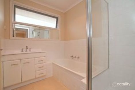 Property photo of 20 Naranga Crescent Frankston VIC 3199