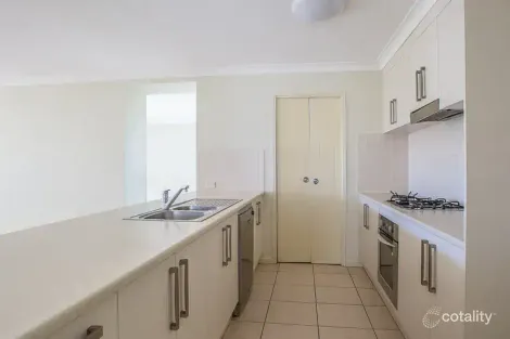 Property photo of 3 Killarney Court Ormeau QLD 4208