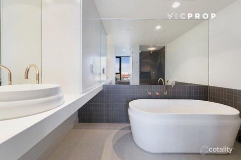 Property photo of 902/681 Chapel Street South Yarra VIC 3141