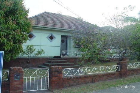 1 BEAMISH RD, NORTHMEAD, NSW 2152