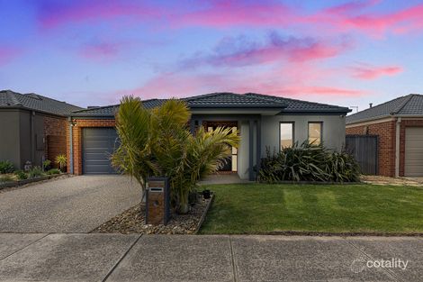 Property photo of 16 Fieldstone Crescent Cranbourne North VIC 3977