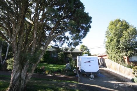 4 Boronia Ave, Croydon South, VIC 3136