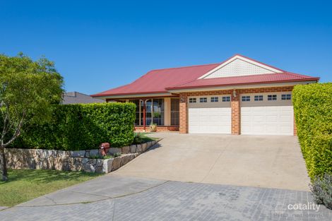 Property photo of 33 Strutt Crescent Metford NSW 2323