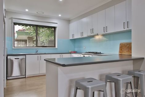 Property photo of 18 Bimbadeen Drive Mooroolbark VIC 3138