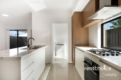 49 Fleetwood Rd, Lynwood, WA 6147