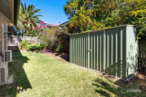 Property photo of 1/32 Ashby Street Fairfield QLD 4103
