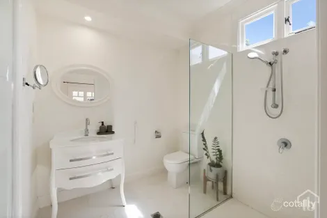 Property photo of 56 Terranora Road Banora Point NSW 2486