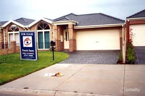 Property photo of 27 John Fisher Drive Berwick VIC 3806