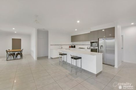 Property photo of 28 Mahogany Way Lammermoor QLD 4703