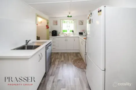 Property photo of 31 Somer Street Hyde Park QLD 4812