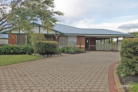 15 Madura Cl, Ballajura, WA 6066