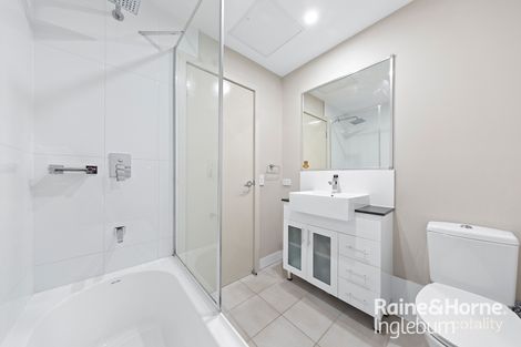 Property photo of 28 Mellish Parade Glenfield NSW 2167