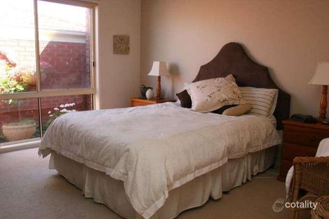 Property photo of 14 Sundown Walk Frankston South VIC 3199
