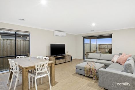 Property photo of 263 Warralily Boulevard Armstrong Creek VIC 3217