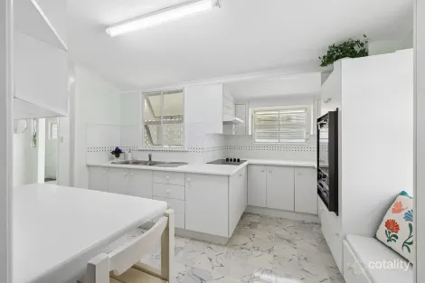 Property photo of 38 Knutsford Street Wandal QLD 4700