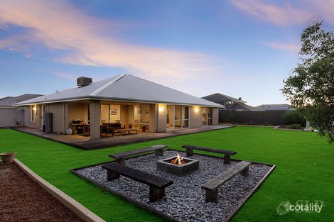 Property photo of 45 Redheart Road Carramar WA 6031