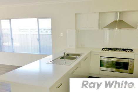 Property photo of 9 Ivy Rock Way Australind WA 6233