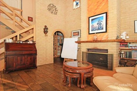 Property photo of 10 Charmian Place Rosemeadow NSW 2560