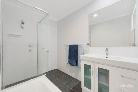 Property photo of 38A Codlin Street Ambarvale NSW 2560