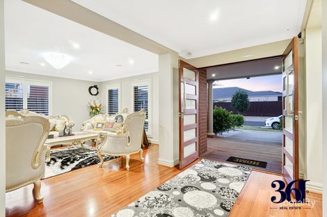 Property photo of 39 The Esplanade Taylors Hill VIC 3037