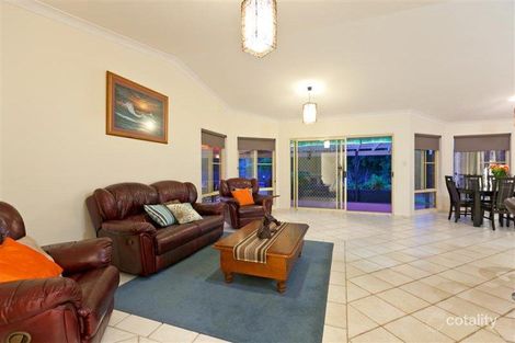 Property photo of 3 Horsley Place Victoria Point QLD 4165