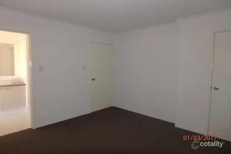 12 Wicklow St, Ellenbrook, WA 6069